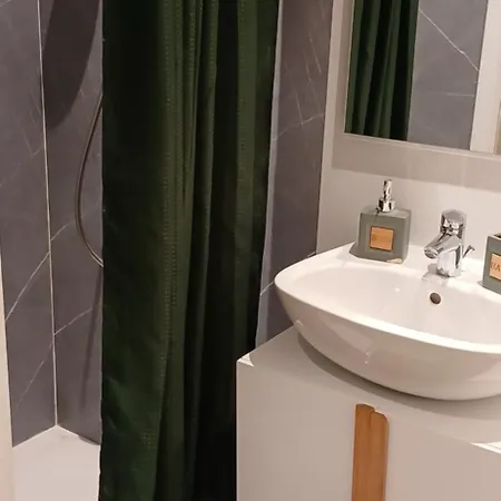 아파트 20m2 Climatisation Reversible 3 Pers 2 Animaux *