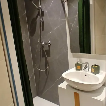 20m2 Climatisation Reversible 3 Pers 2 Animaux Appartement